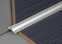 Угол под плитку внутренний алюминиевый (10/2700мм) без покрытия 00 Лука