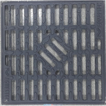 Решетка дождеприемника "капля" щелевая чугун 300х300мм С250 AQUASTOK 32814